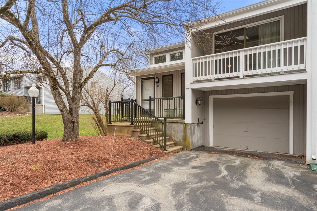 60 Londonderry Road, Unit 60 Grafton, MA 01519 - Photo 2 of 24 Gallery Image 2
