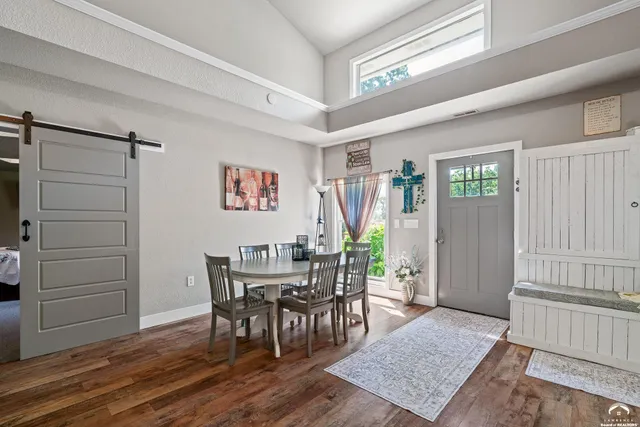 $379,950 | 4815 Cheyenne Lane, McLouth, KS 66054