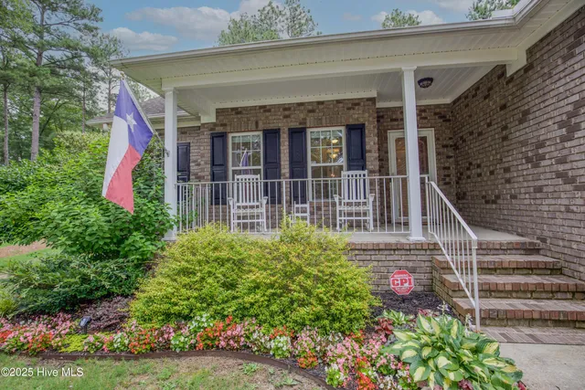 $425,000 | 60 Spring Lake Drive, Pinehurst, NC 28374