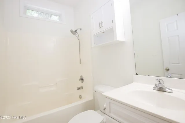 $425,000 | 60 Spring Lake Drive, Pinehurst, NC 28374