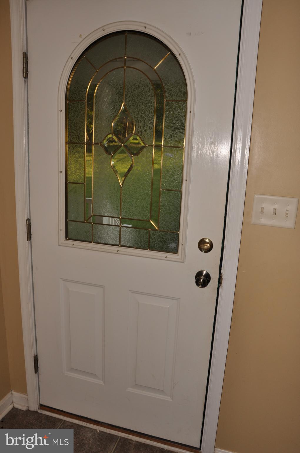 92 River Bend Road Kearneysville, WV 25430 - Photo 6 of 27 Foyer