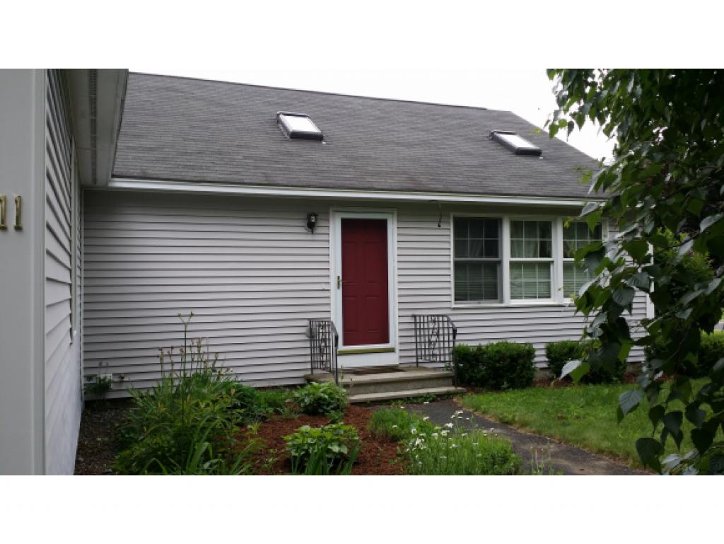 11 Addison Lane Hartford, VT 05001 - Photo 11 of 12 Gallery Image 11