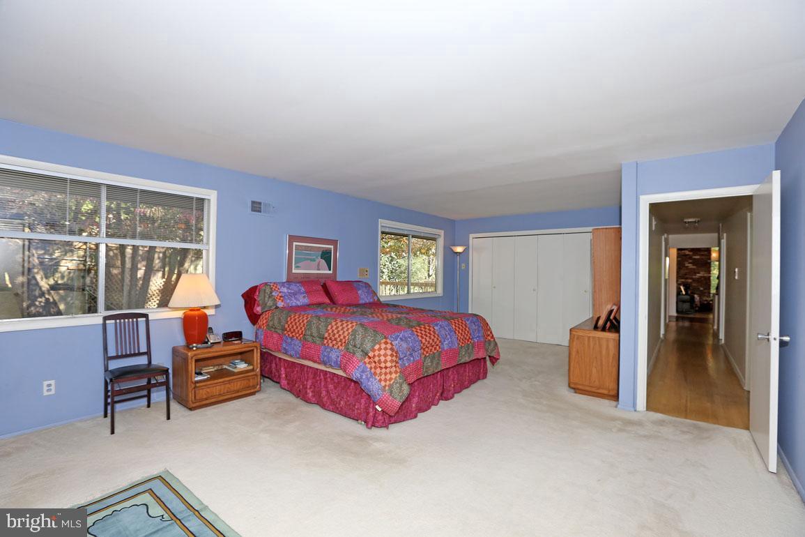 6900 Heatherhill Road Bethesda, MD 20817 - Photo 20 of 30