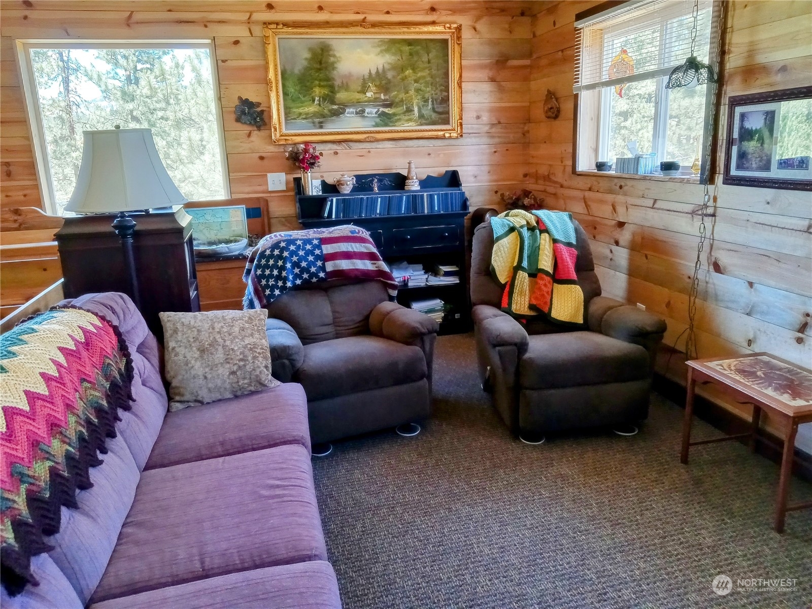 16 King Road Tonasket, WA 98855 - Photo 31 of 34 a living room with furniture and a fireplace