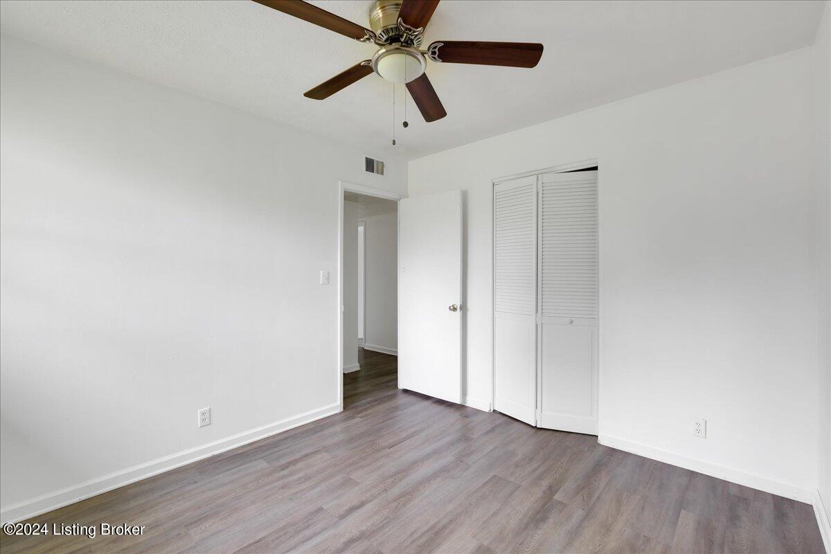 333 Mac Brae Road Louisville, KY 40214 - Photo 18 of 38 20-333 Mac Brae Rd-120