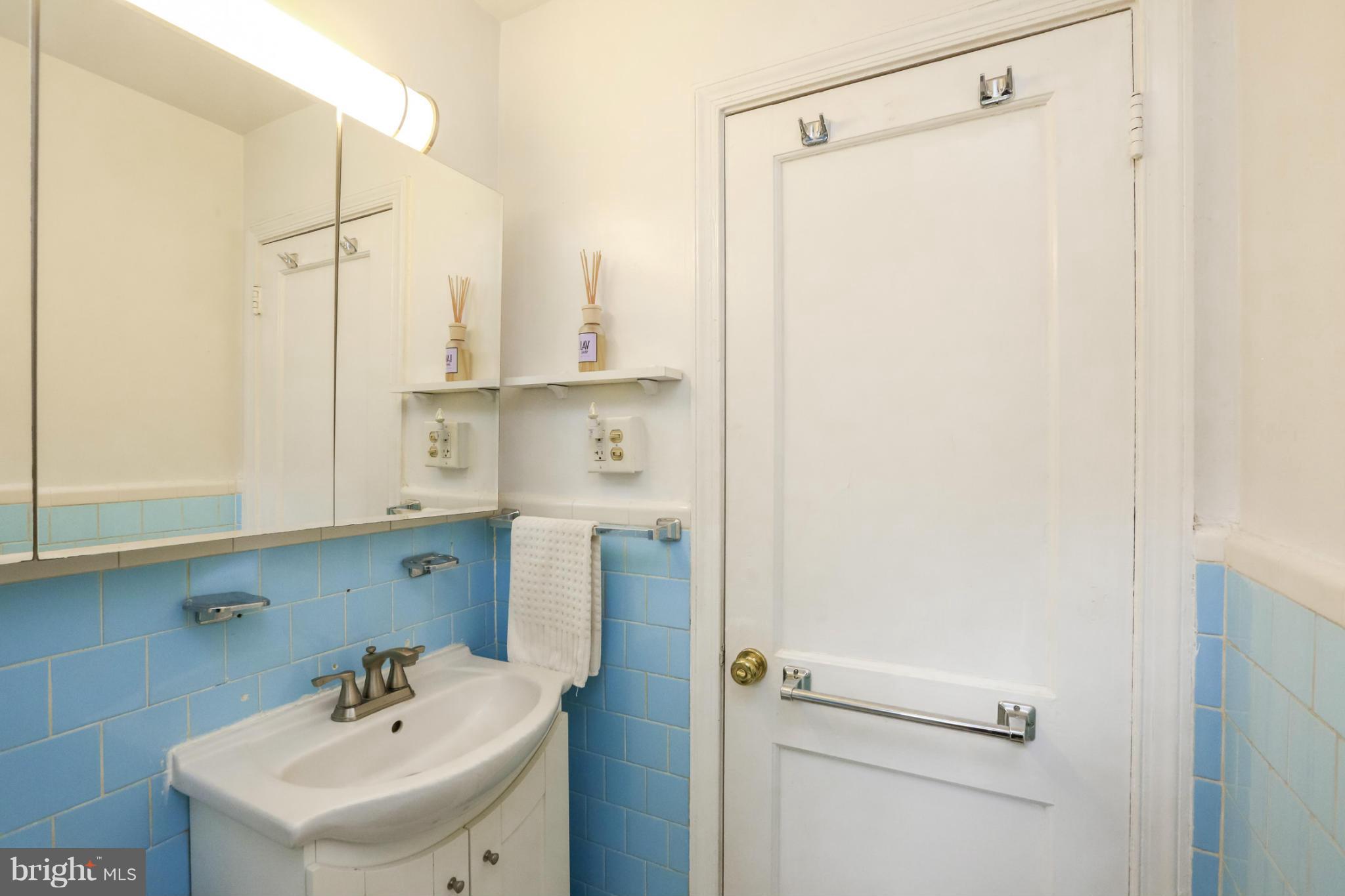 3006 Collins Avenue Silver Spring, MD 20902 - Photo 21 of 30 Bath