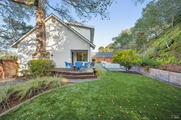 $2,595,000 | 341 Fairway Drive, Novato, CA 94949