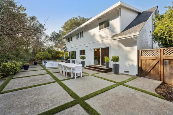 $2,595,000 | 341 Fairway Drive, Novato, CA 94949