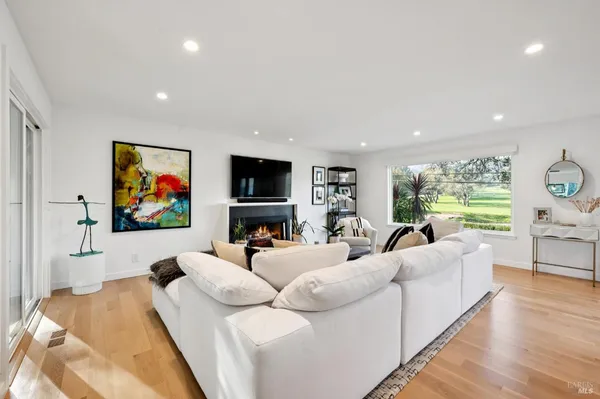 $2,595,000 | 341 Fairway Drive, Novato, CA 94949