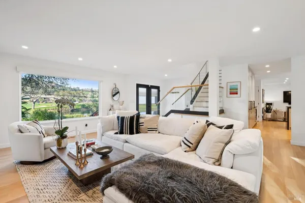 $2,595,000 | 341 Fairway Drive, Novato, CA 94949