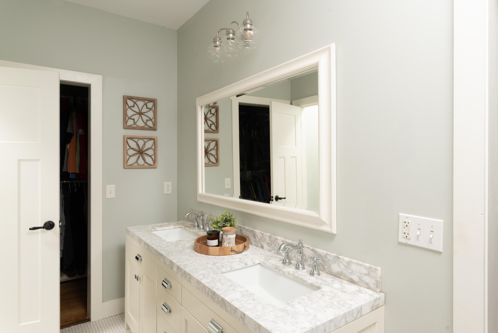 6925 Spring Place Road Southeast Old Fort, TN 37362 - Photo 33 of 46 a bathroom with a sink and a mirror