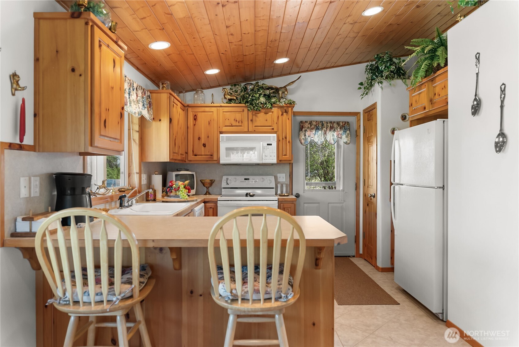 3 Northcott Road Winthrop, WA 98862 - Photo 9 of 34 Gallery Image 9