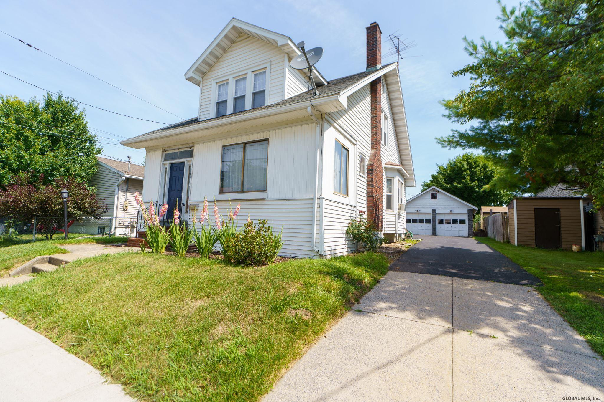 141 Whitehall Road Albany, NY 12209 - Photo 1 of 25 Photo 1