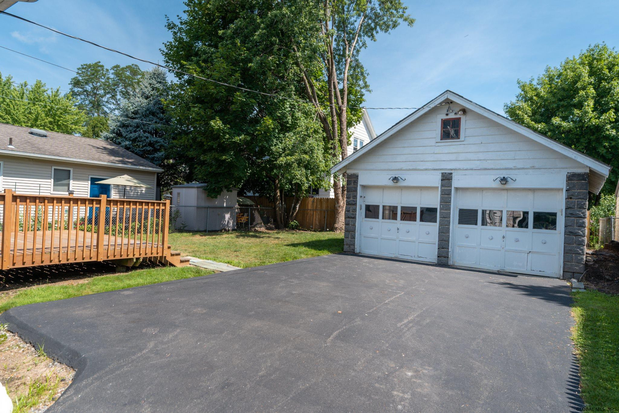 141 Whitehall Road Albany, NY 12209 - Photo 25 of 25 Photo 32