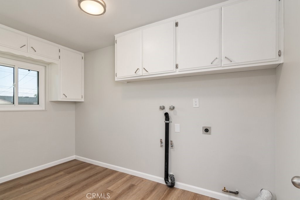 28548 Middlebury Way Menifee, CA 92586 - Photo 15 of 15 a view of an empty room