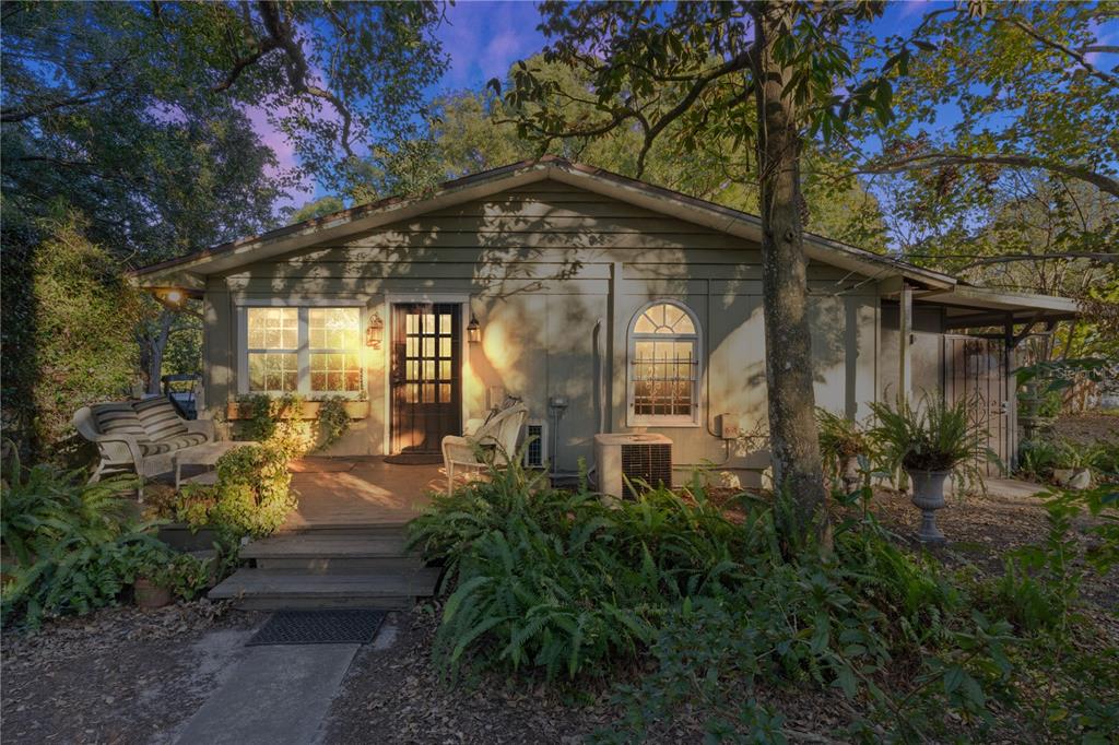 21621 Lake Seneca Road Eustis, FL 32736 - Photo 1 of 1 Welcome!