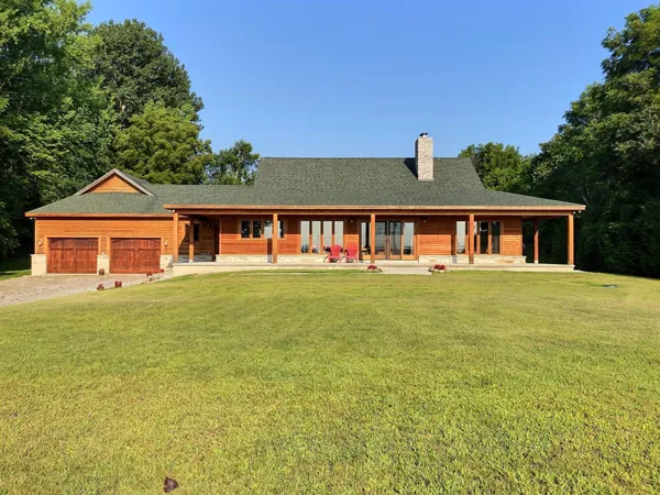 $1,279,000 | 1099 East Shore Road, Isle La Motte, VT 05463