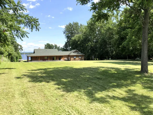 $1,349,000 | 1099 East Shore Road, Isle La Motte, VT 05463