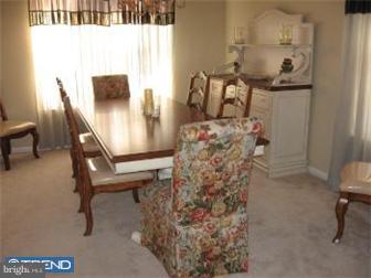 1 Oak Leaf Road Sicklerville, NJ 08081 - Photo 5 of 12 Dining Room