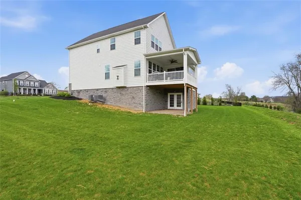 $985,000 | 4001 Cross Crk Circle, Valencia, PA 16059
