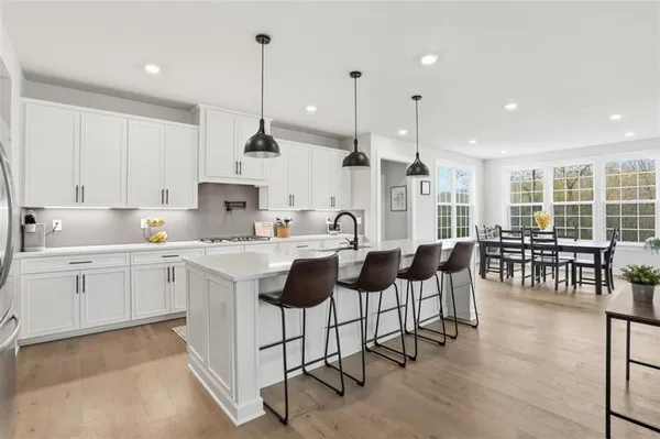 $985,000 | 4001 Cross Crk Circle, Valencia, PA 16059