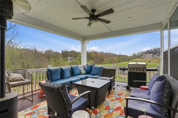 $985,000 | 4001 Cross Crk Circle, Valencia, PA 16059