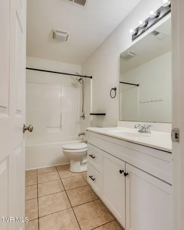 $174,900 | 508 Pilgrim Court, Unit A, Johnson City, TN 37601