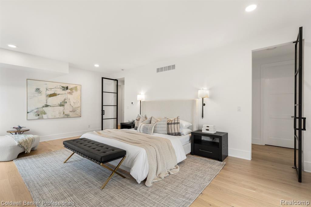 5280 Inkster Road Bloomfield Hills, MI 48302 - Photo 40 of 60