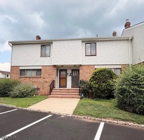 $3,050 | 914 Merritt Drive, Unit B, Hillsborough, NJ 08844
