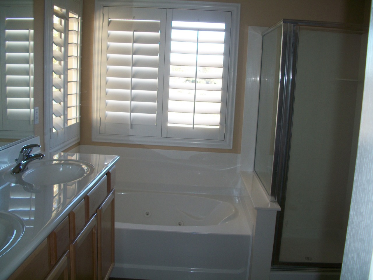 6631 South Classic Way Gilbert, AZ 85298 - Photo 28 of 40 Master bath