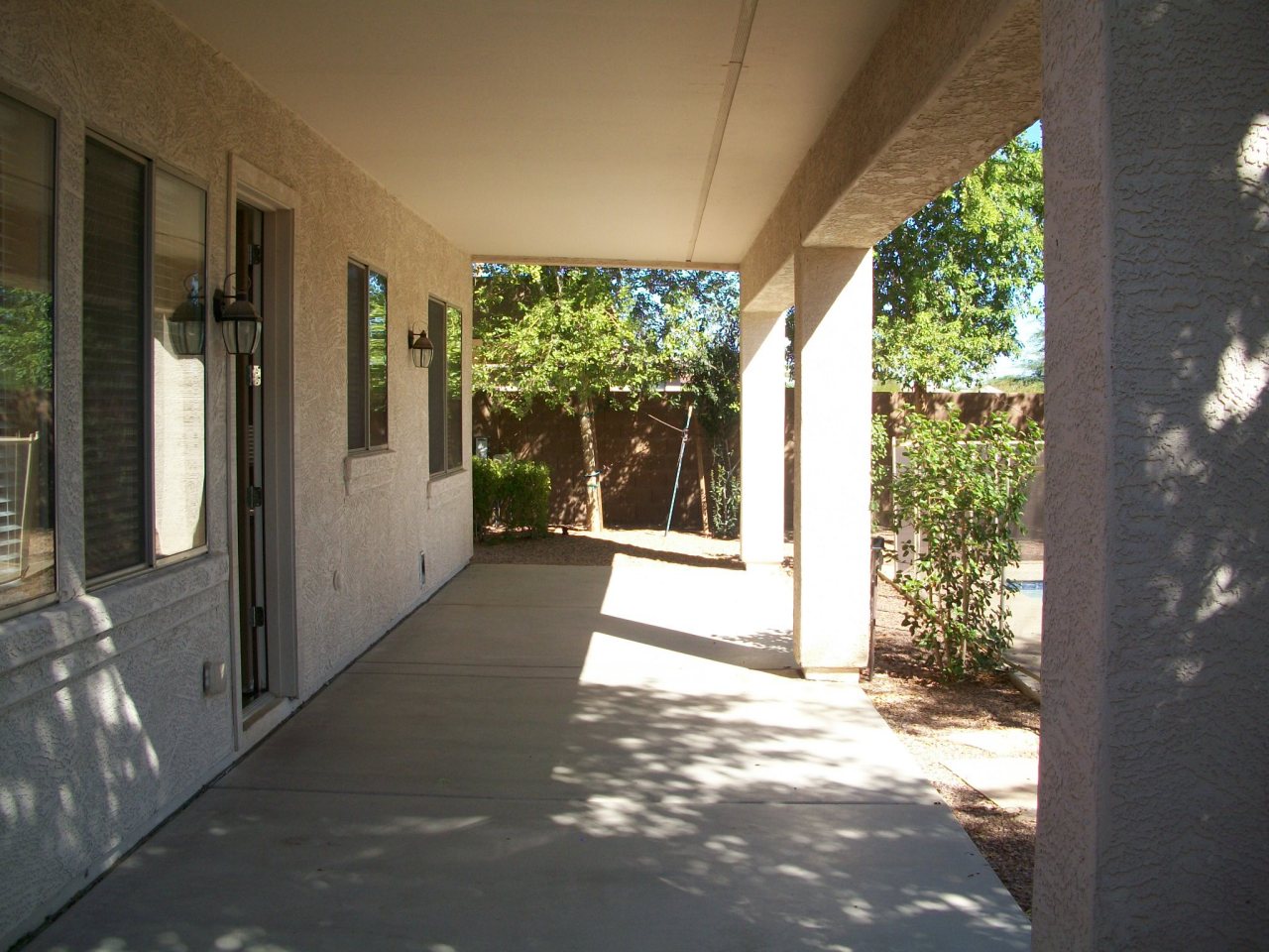 6631 South Classic Way Gilbert, AZ 85298 - Photo 4 of 40 Covered patio