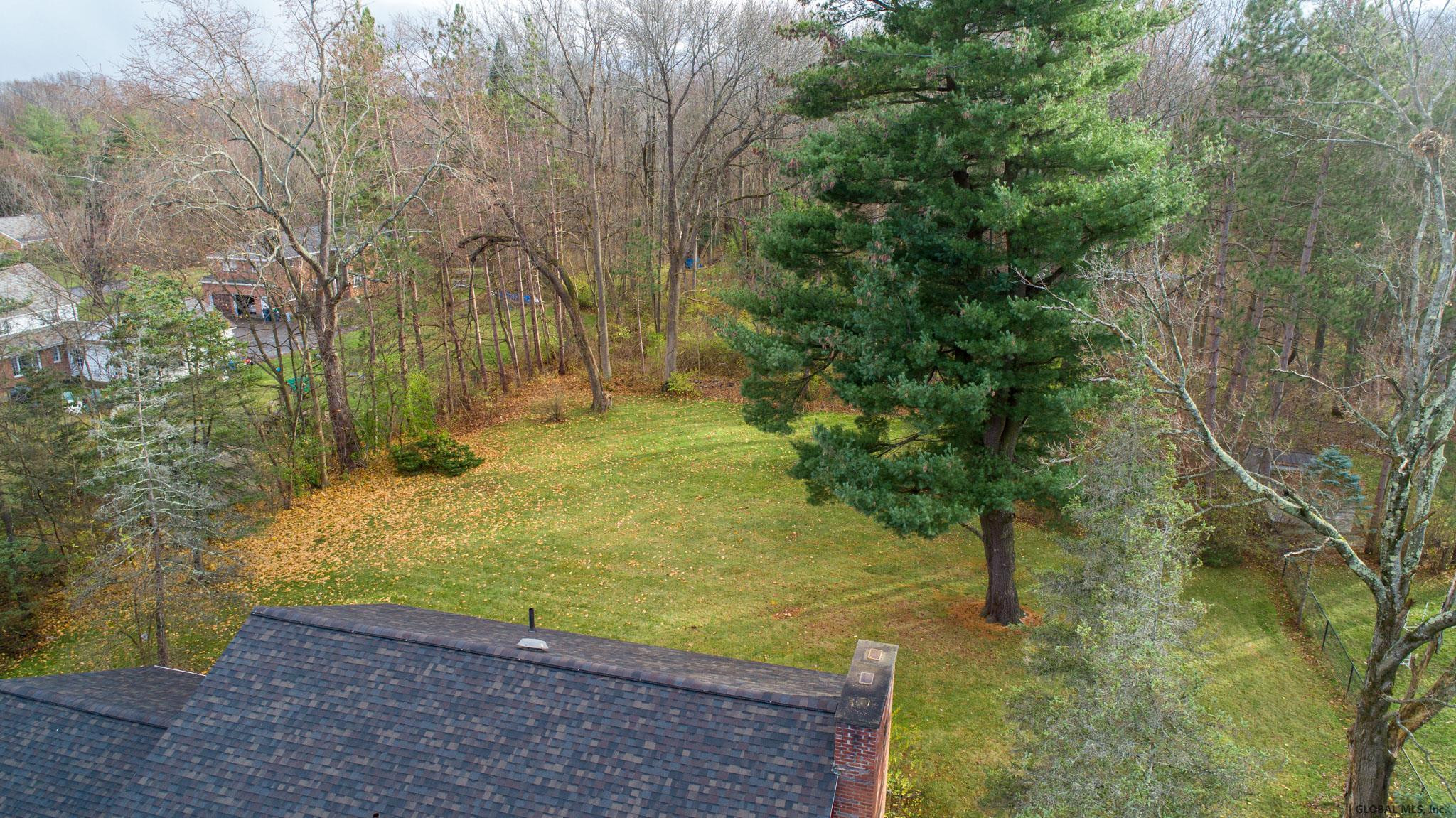 2376 Cayuga Road Niskayuna, NY 12309 - Photo 54 of 63 Photo 54