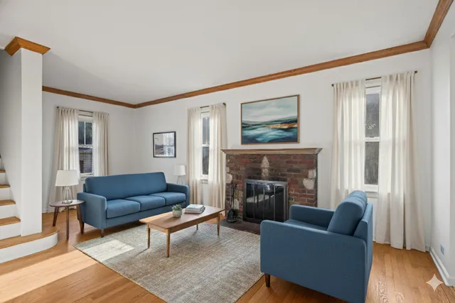 $365,000 | 543 Columbia Avenue, Des Plaines, IL 60016