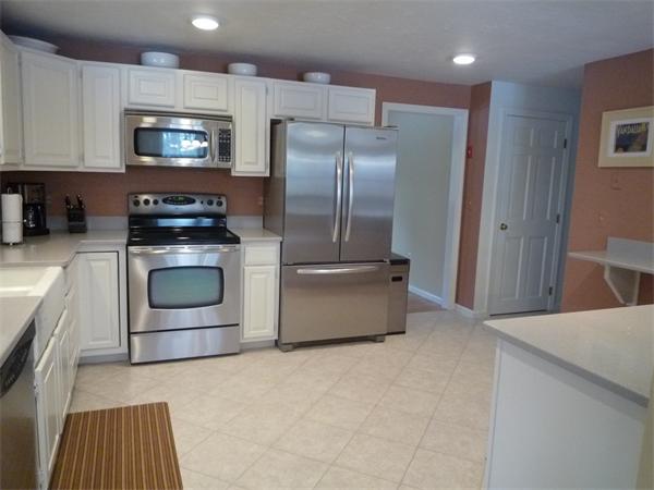 21 Neck Hill Road Mendon, MA 01756 - Photo 3 of 28 Gallery Image 3