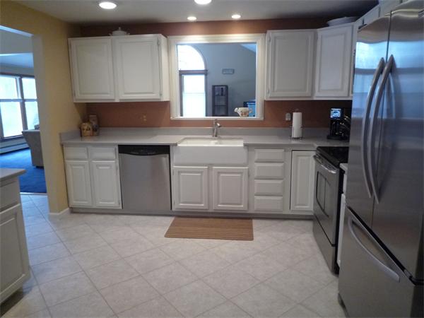 21 Neck Hill Road Mendon, MA 01756 - Photo 4 of 28 Gallery Image 4
