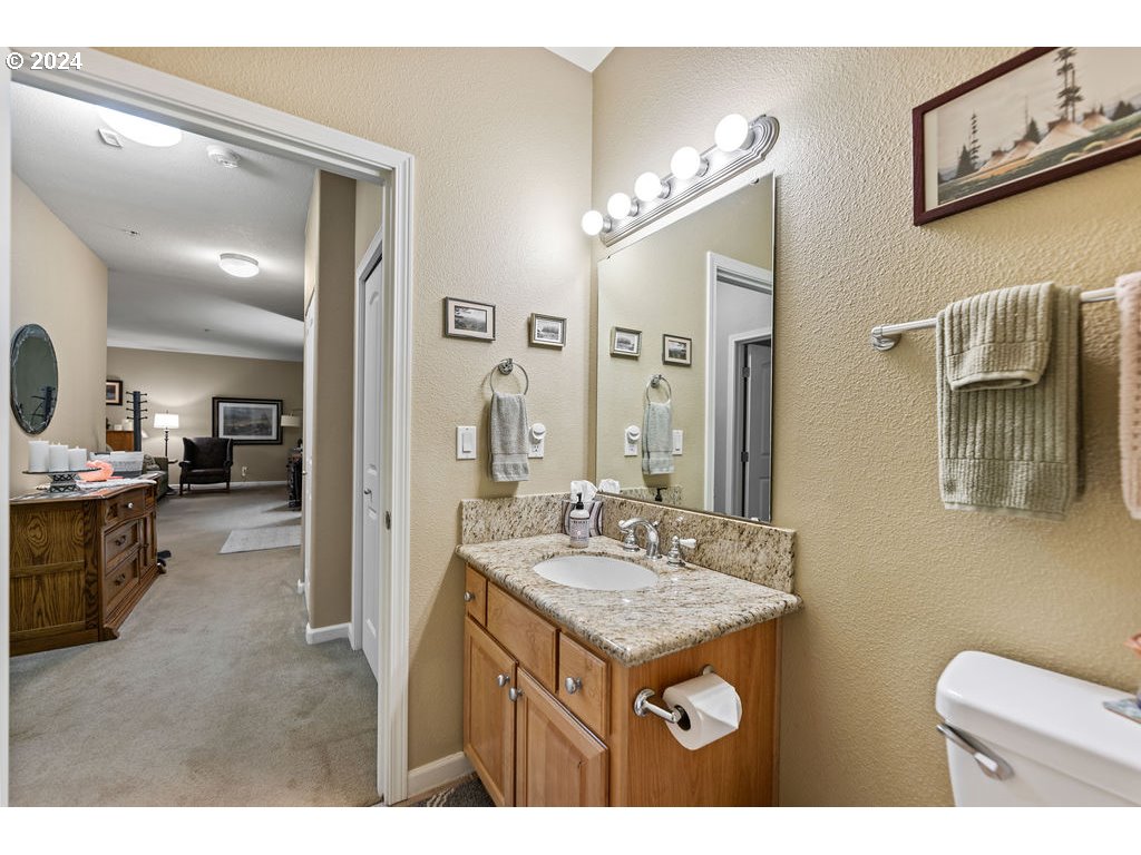 20510 Southwest Roy Rogers Road, Unit 301 Sherwood, OR 97140 - Photo 19 of 39