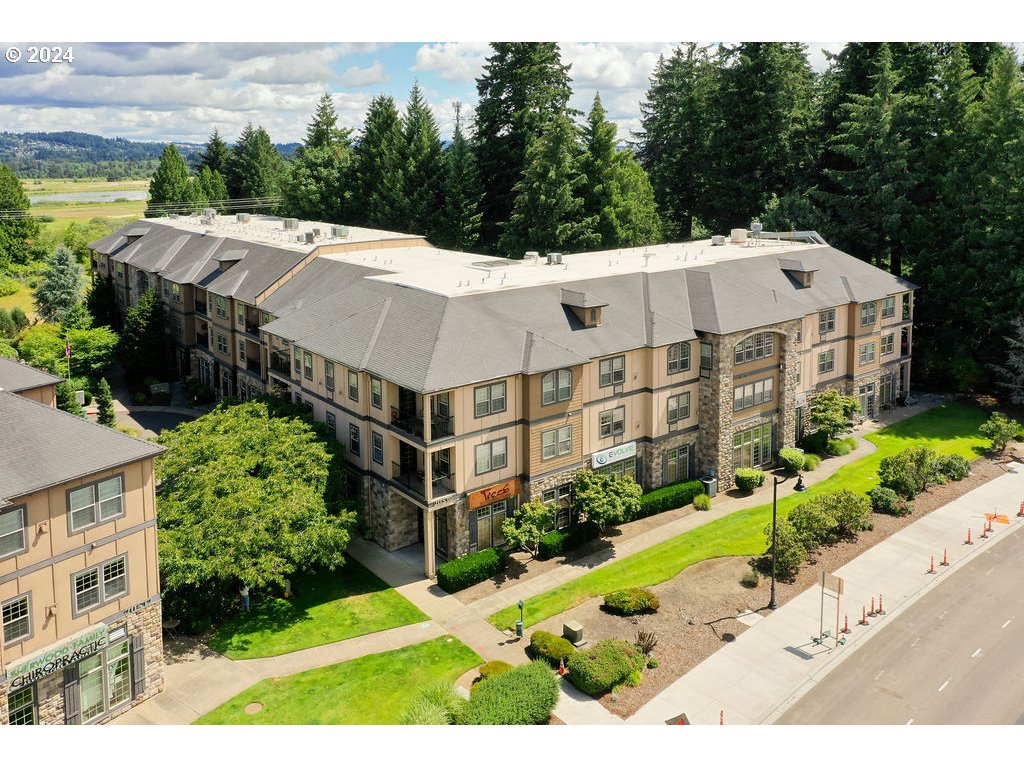 20510 Southwest Roy Rogers Road, Unit 301 Sherwood, OR 97140 - Photo 2 of 39