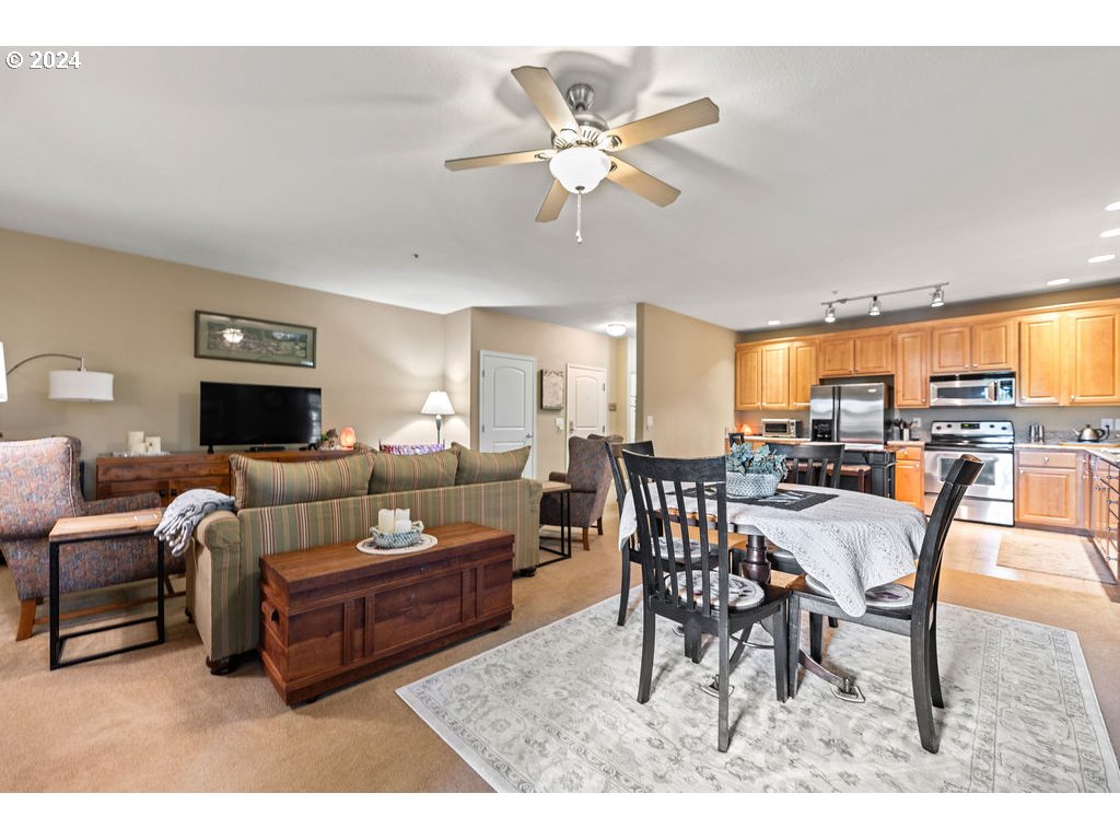 20510 Southwest Roy Rogers Road, Unit 301 Sherwood, OR 97140 - Photo 29 of 39