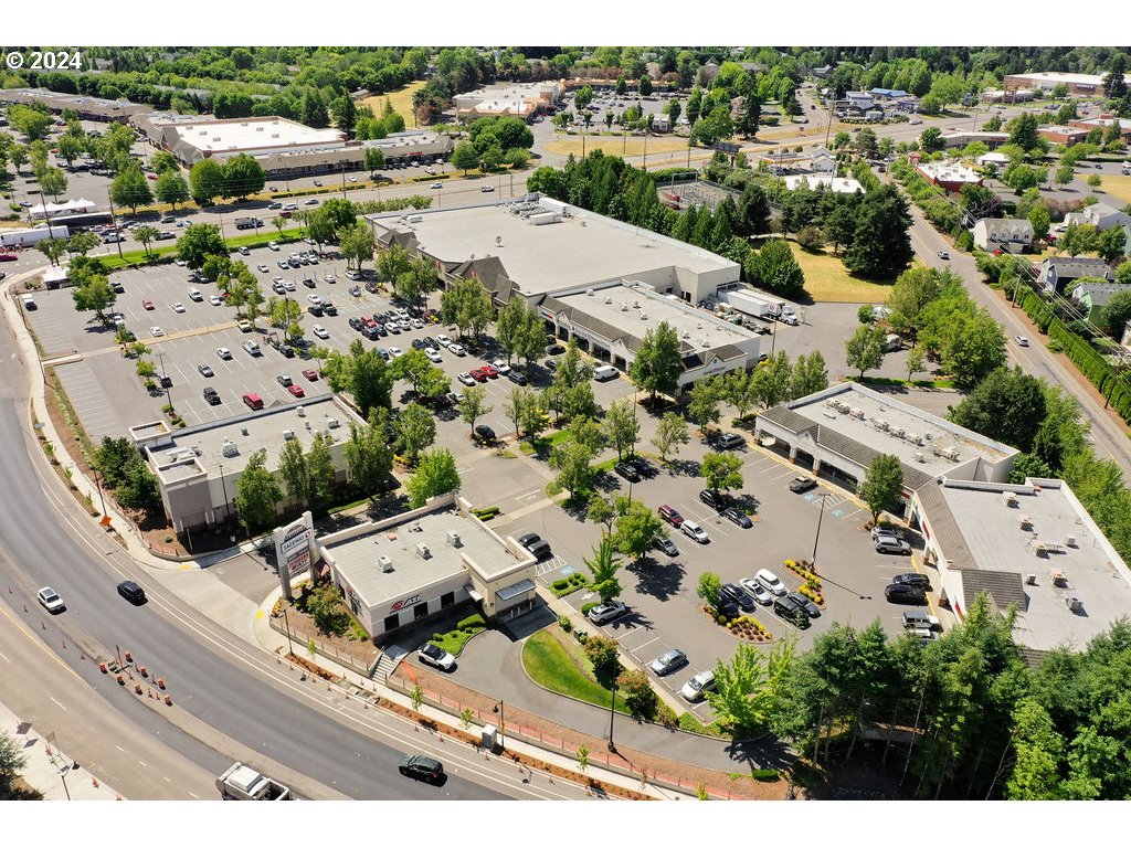 20510 Southwest Roy Rogers Road, Unit 301 Sherwood, OR 97140 - Photo 36 of 39