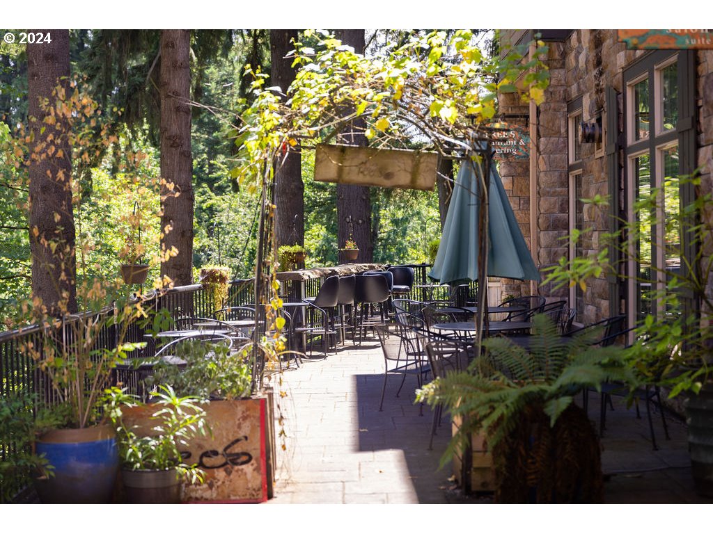 20510 Southwest Roy Rogers Road, Unit 301 Sherwood, OR 97140 - Photo 5 of 39