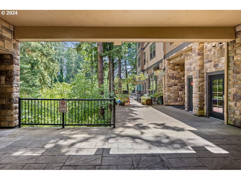 20510 Southwest Roy Rogers Road, Unit 301 Sherwood, OR 97140 - Photo 9 of 39