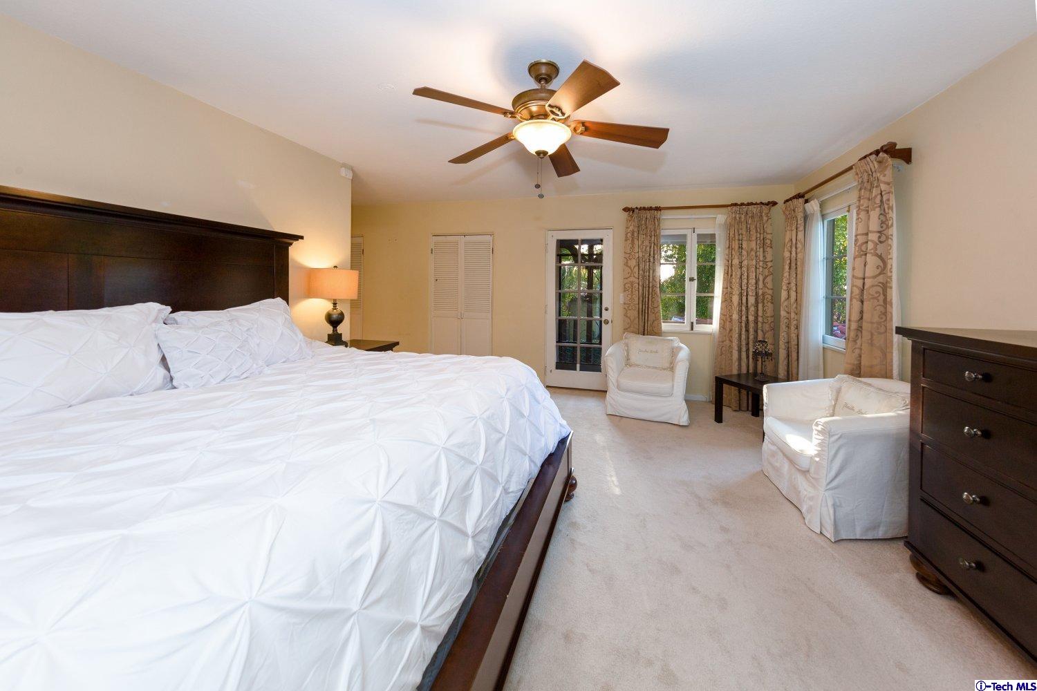 877 Matilija Road Glendale, CA 91202 - Photo 22 of 32 Gallery Image 22