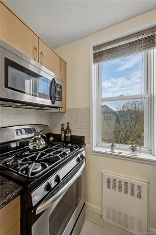 $329,000 | 800 Ocean Parkway, Unit 3K | Midwood