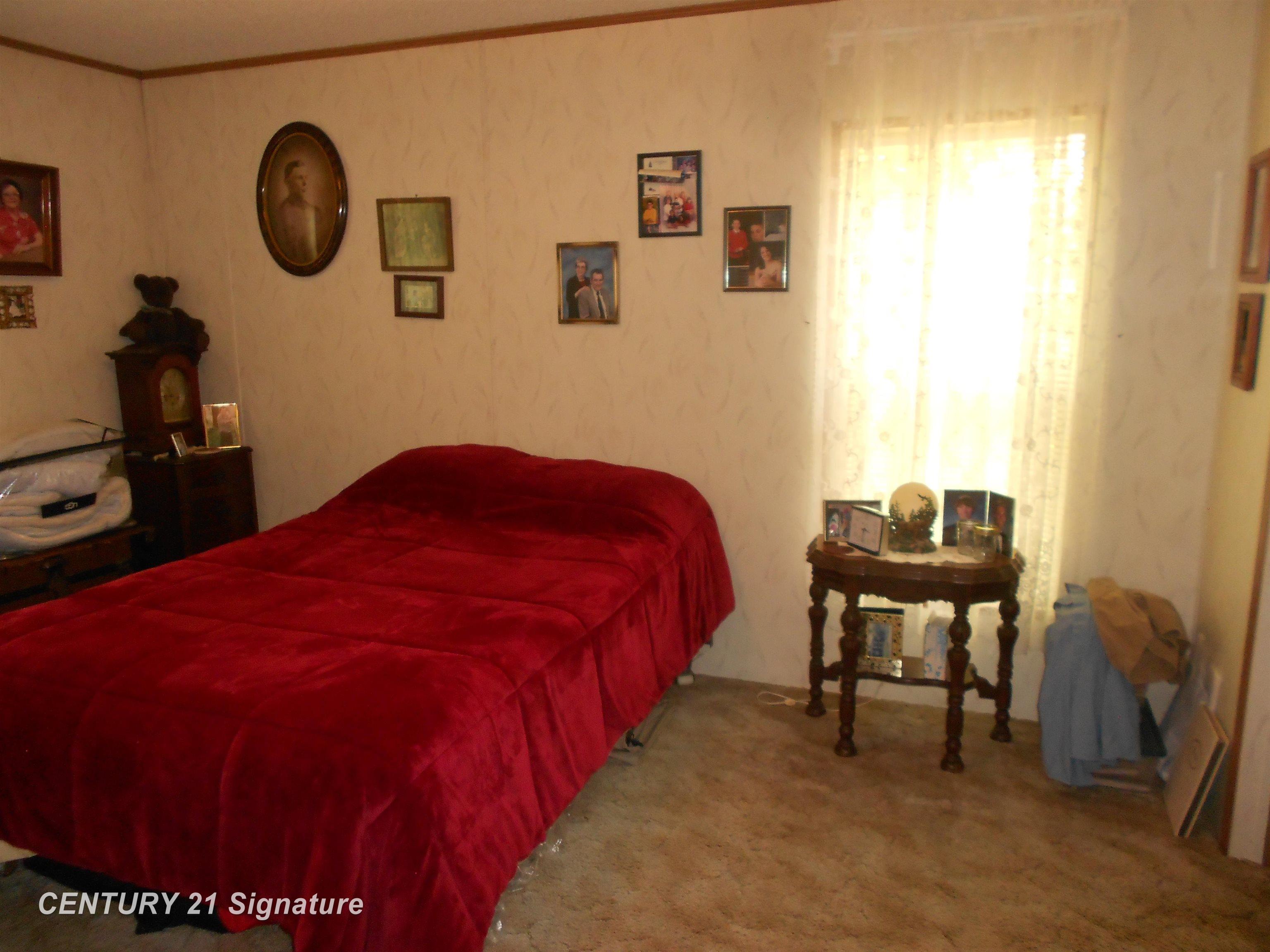 5185 Henderson Lake Road Prescott, MI 48756 - Photo 11 of 39 50116528-8.JPG