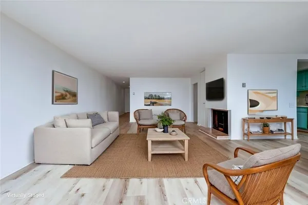 $1,025,000 | 3200 La Rotonda Drive, Unit 405, Rancho Palos Verdes, CA 90275