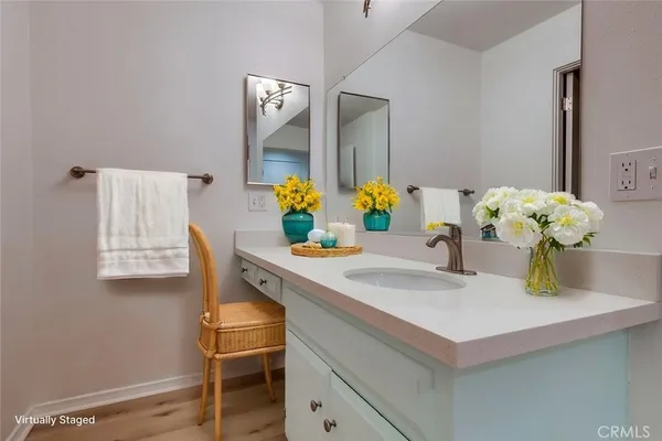 $1,025,000 | 3200 La Rotonda Drive, Unit 405, Rancho Palos Verdes, CA 90275