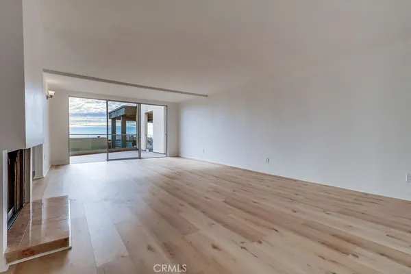 $1,025,000 | 3200 La Rotonda Drive, Unit 405, Rancho Palos Verdes, CA 90275