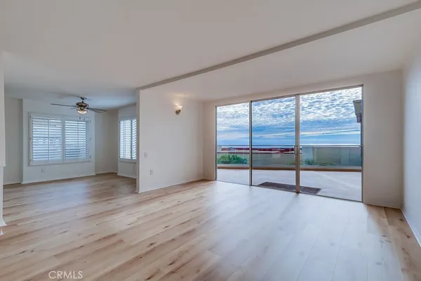 $1,025,000 | 3200 La Rotonda Drive, Unit 405, Rancho Palos Verdes, CA 90275