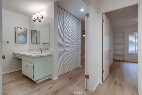 $1,025,000 | 3200 La Rotonda Drive, Unit 405, Rancho Palos Verdes, CA 90275