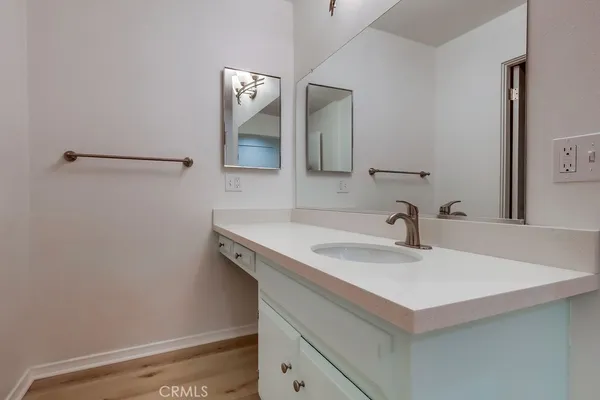 $1,025,000 | 3200 La Rotonda Drive, Unit 405, Rancho Palos Verdes, CA 90275